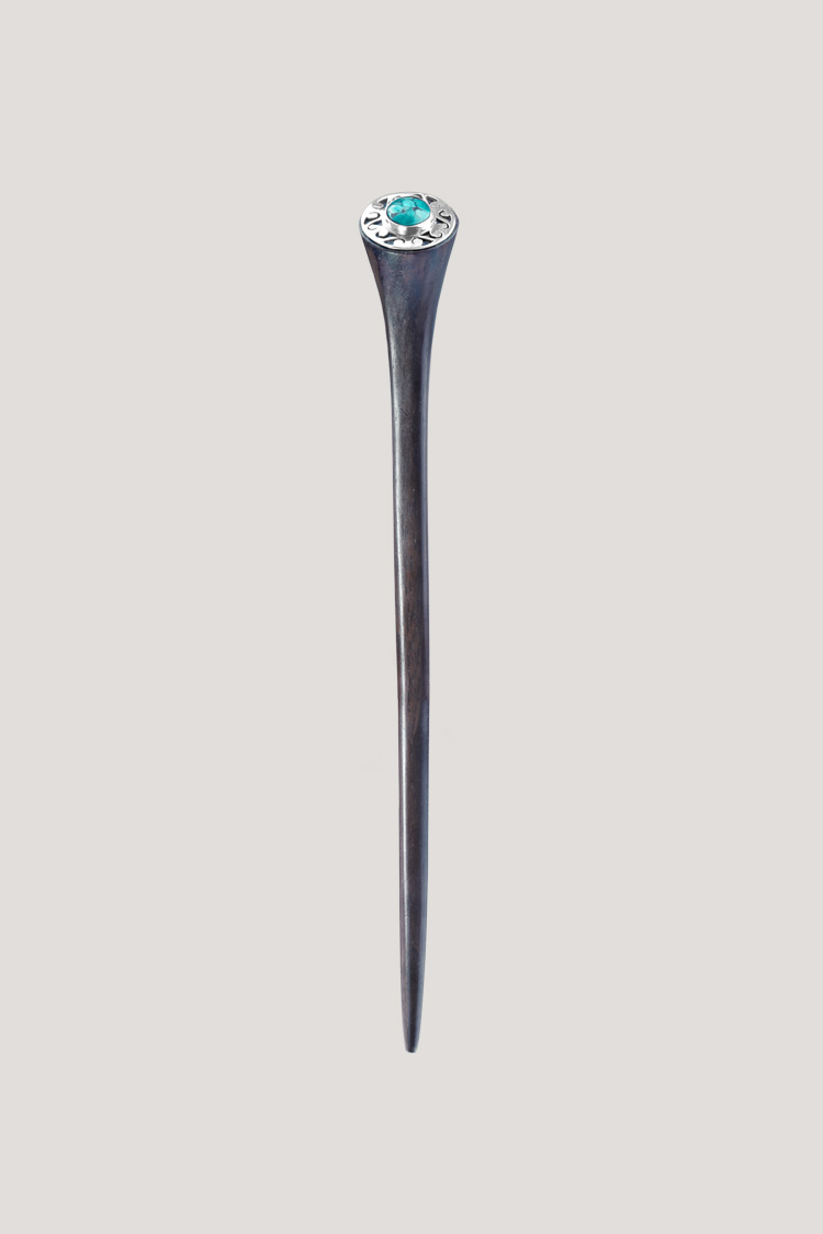 Palo para el pelo con turquesa y plata Palo para el pelo con turquesa y plata. ¡Equilibrio y armonía en tus peinados!