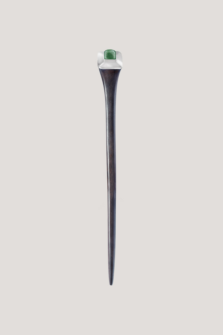 Palo para el pelo con jade y plata Palo para el pelo con jade y plata. ¡Un belleza de máximos en tus peinados!