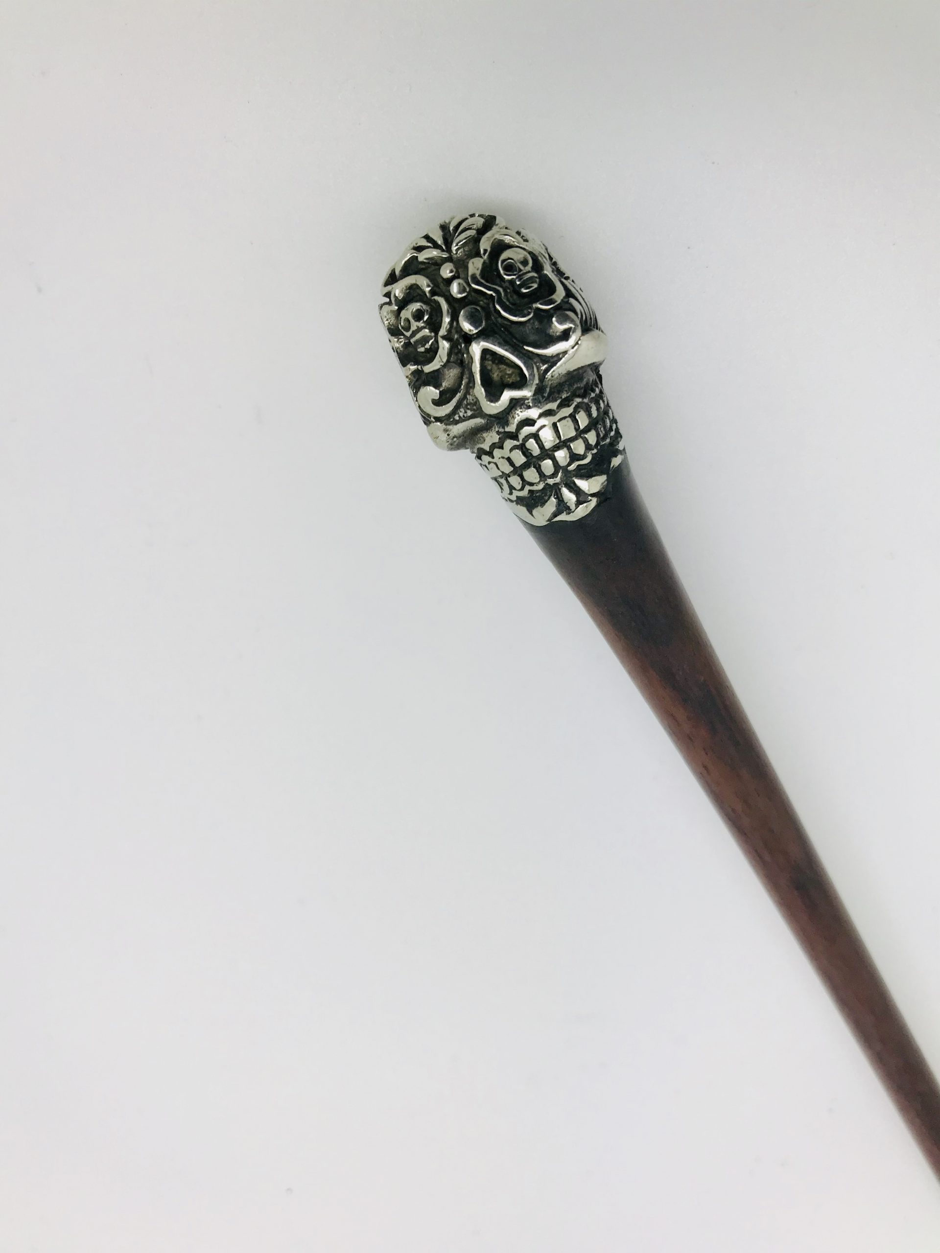 palo calavera catrina plata palo para el pelo de madera con calavera catrina plata